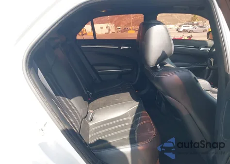 2018 Chrysler 300 300S z USA, uszkodzony, nr VIN 2C3CCABG8JH240225